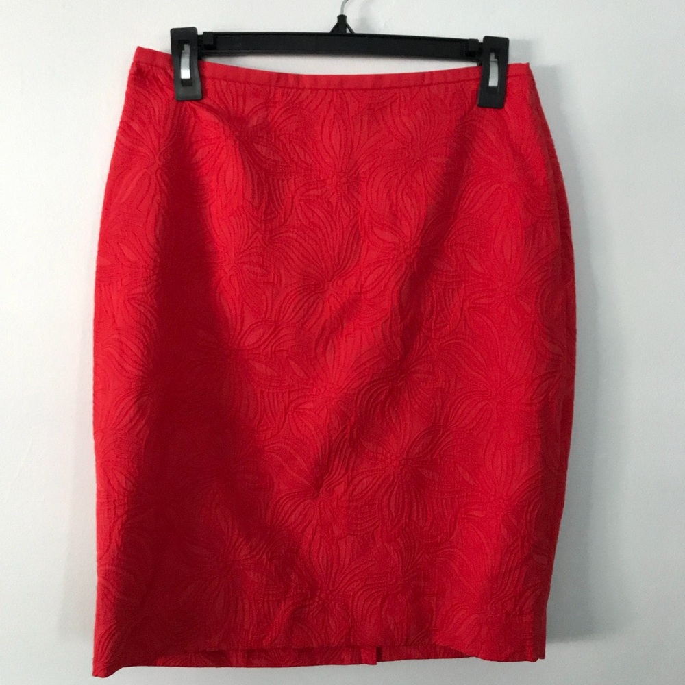 The Limited pencil skirt size 8 EUC